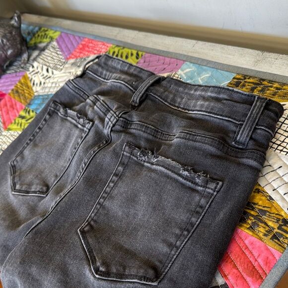 Flying Monkey Black Ankle Cropped Jeans with Raw Hem - Picture 6 of 9